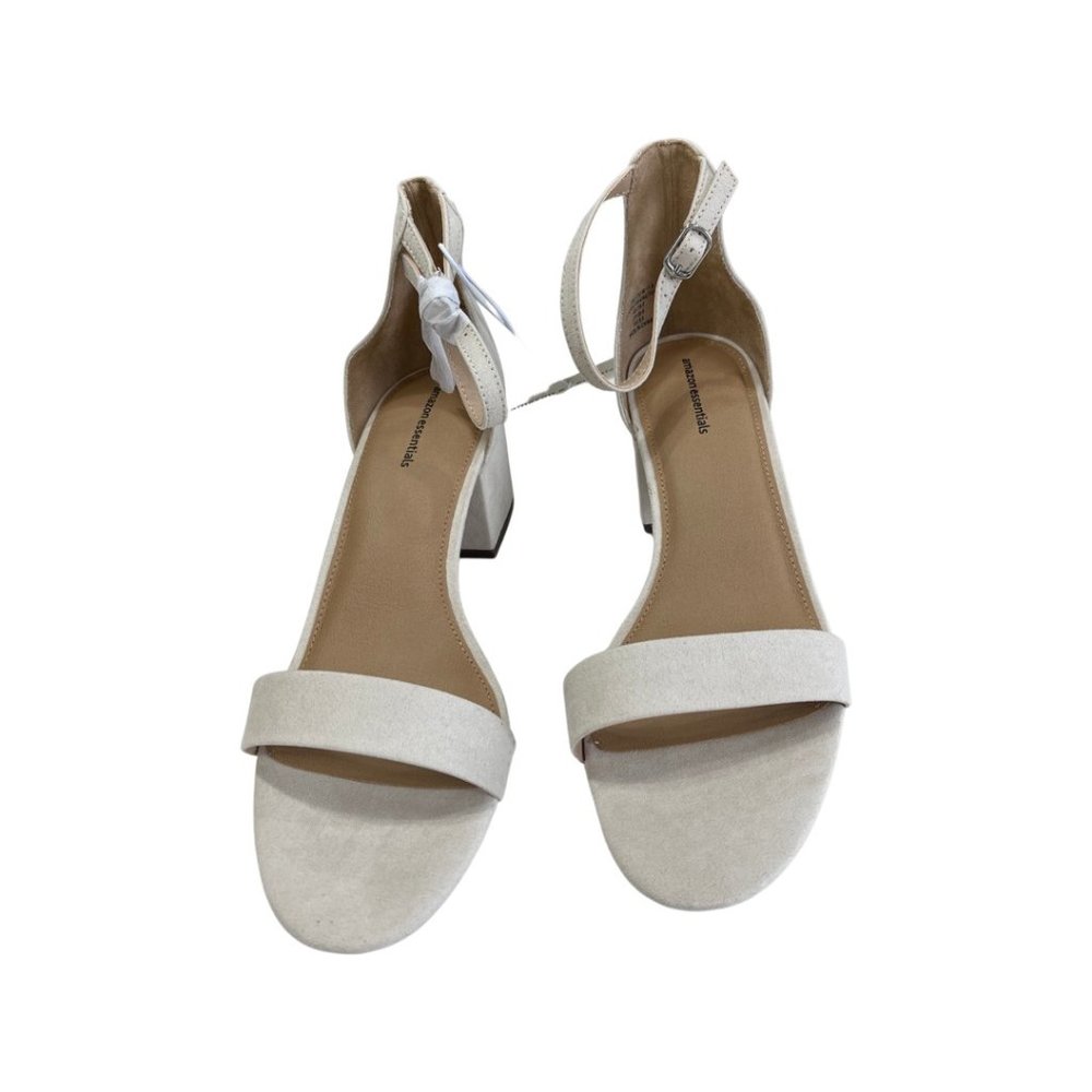 NWT Ivory Heeled Sandal